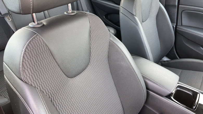 Vauxhall Insignia 1.6 Turbo D ecoTec Tech Line Nav 5dr Diesel Hatchback